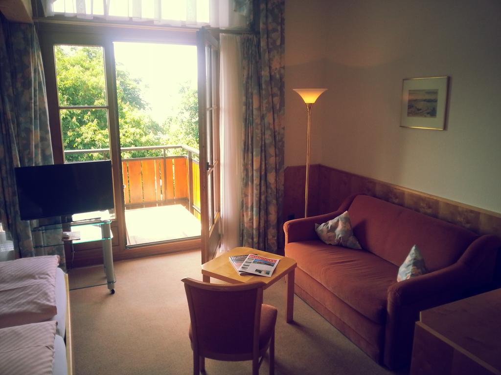 Hotel Seewirt Nonnenhorn Ruang foto