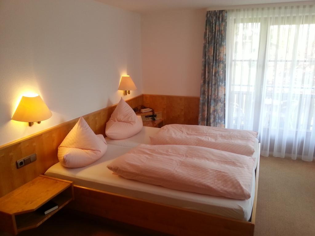 Hotel Seewirt Nonnenhorn Ruang foto