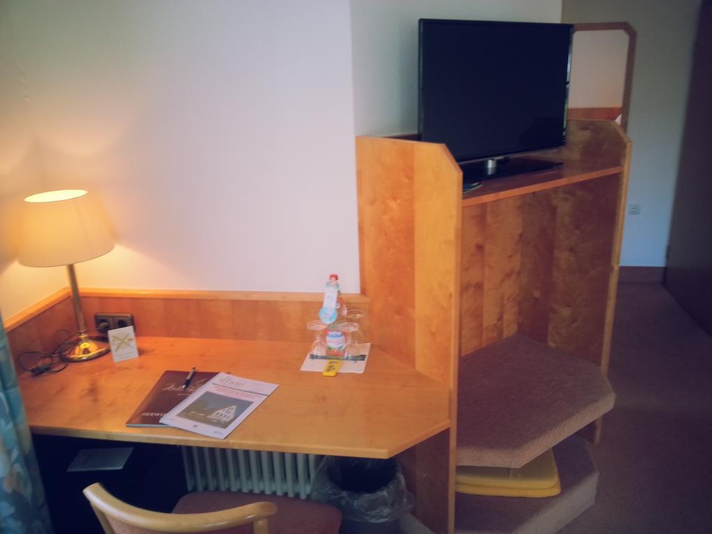 Hotel Seewirt Nonnenhorn Ruang foto