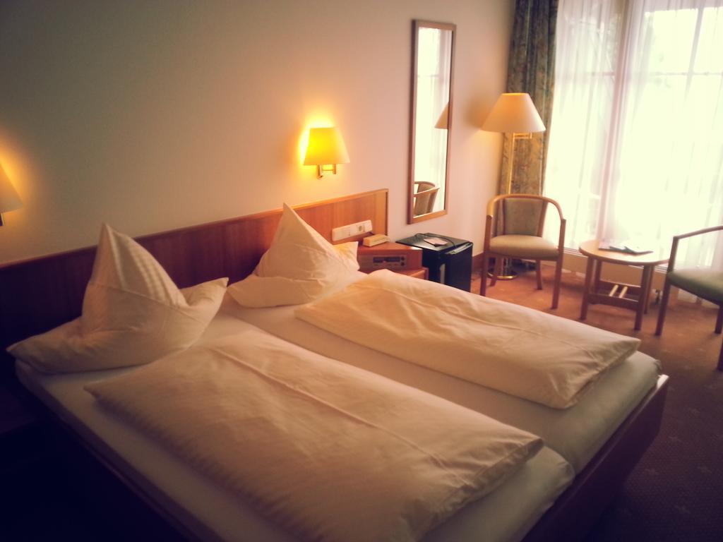 Hotel Seewirt Nonnenhorn Ruang foto