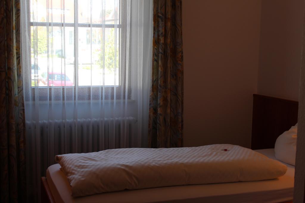 Hotel Seewirt Nonnenhorn Bagian luar foto