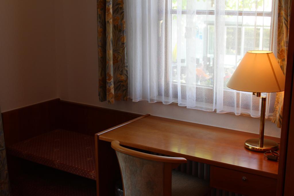Hotel Seewirt Nonnenhorn Bagian luar foto